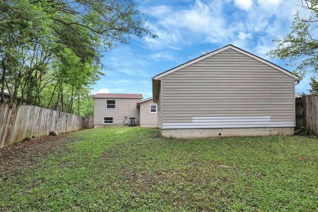 5085 Brush Ridge Court, Columbus, OH 43228