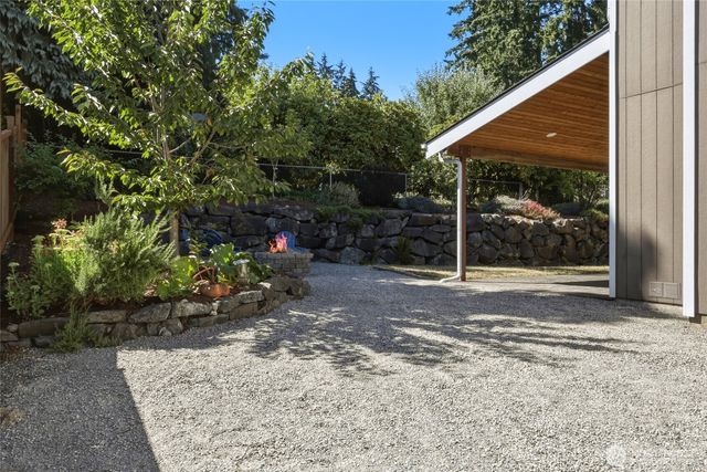 8610 63rd Avenue E, Puyallup, WA 98371