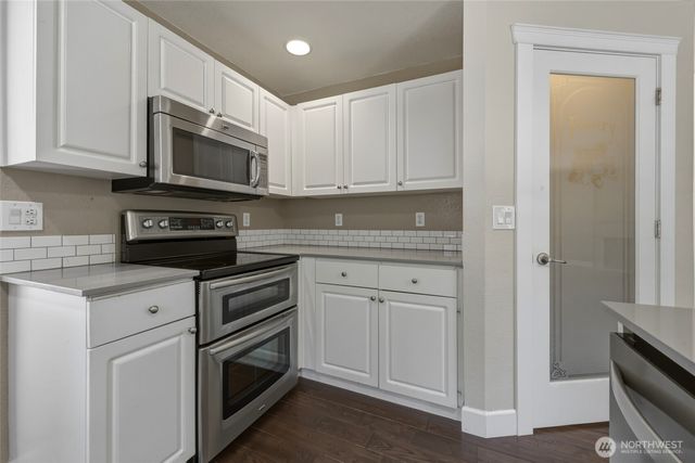 8610 63rd Avenue E, Puyallup, WA 98371