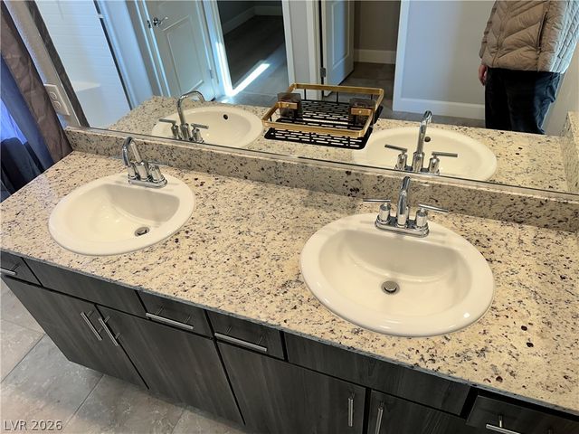 7503 Dragonfruit Avenue, Las Vegas, NV 89113