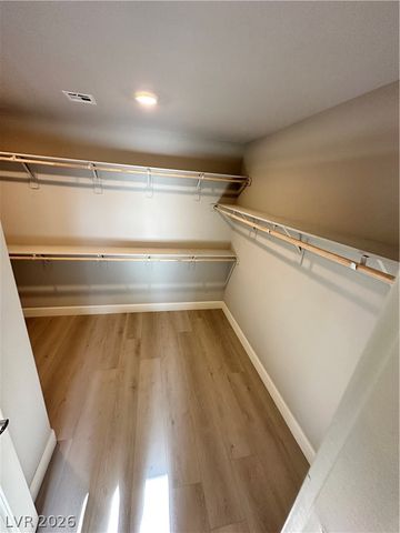 7503 Dragonfruit Avenue, Las Vegas, NV 89113