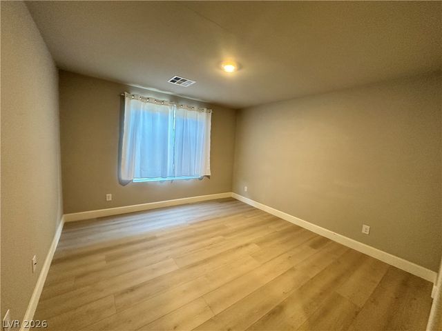 7503 Dragonfruit Avenue, Las Vegas, NV 89113