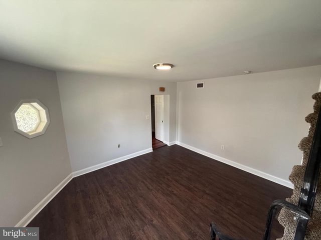 192 BISHOP AVE, West Berlin, NJ 08091