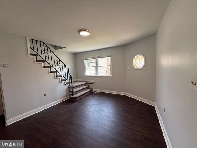 192 BISHOP AVE, West Berlin, NJ 08091