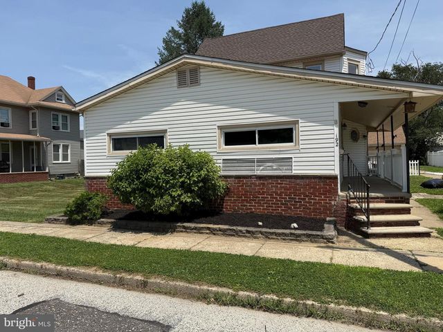 192 BISHOP AVE, West Berlin, NJ 08091