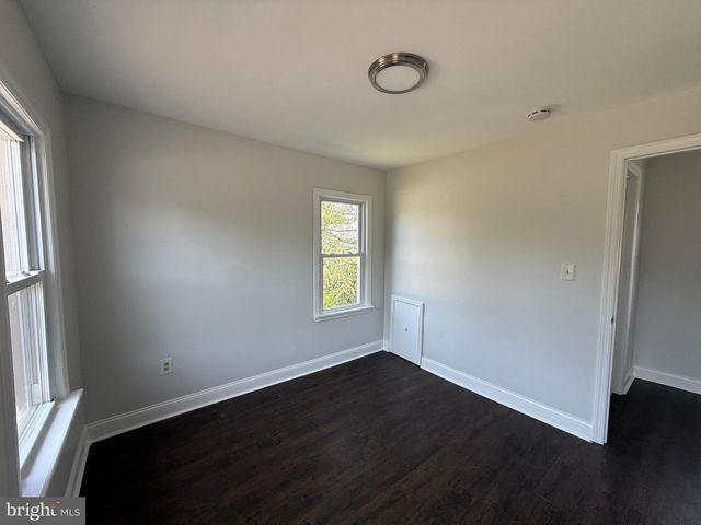 192 BISHOP AVE, West Berlin, NJ 08091