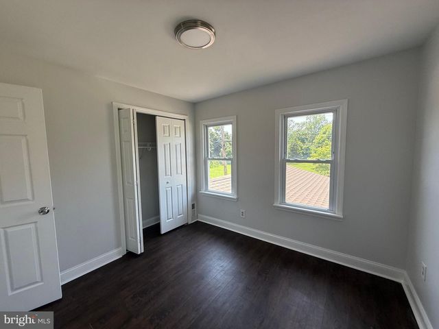 192 BISHOP AVE, West Berlin, NJ 08091