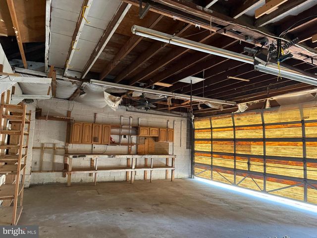 192 BISHOP AVE, West Berlin, NJ 08091