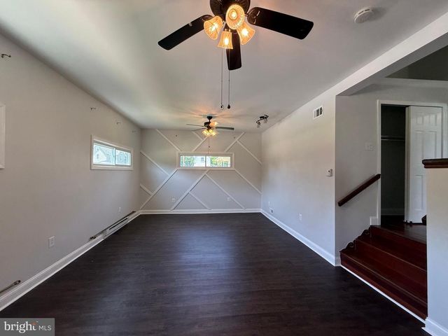 192 BISHOP AVE, West Berlin, NJ 08091