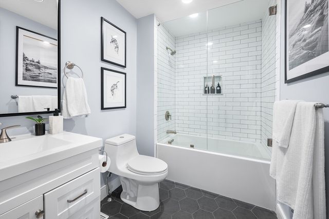 49 Eutaw St 1, Boston, MA 02128