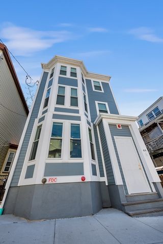 49 Eutaw St 1, Boston, MA 02128