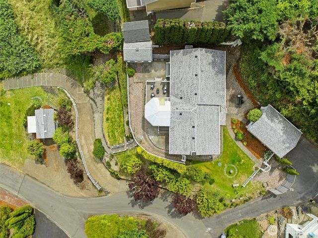 1510 Valley Drive NW, Gig Harbor, WA 98332