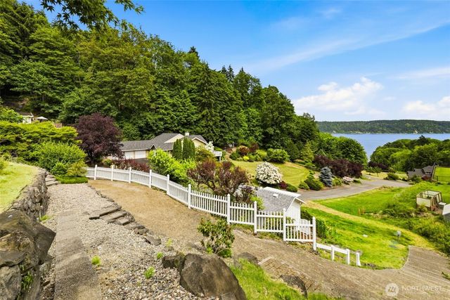 1510 Valley Drive NW, Gig Harbor, WA 98332