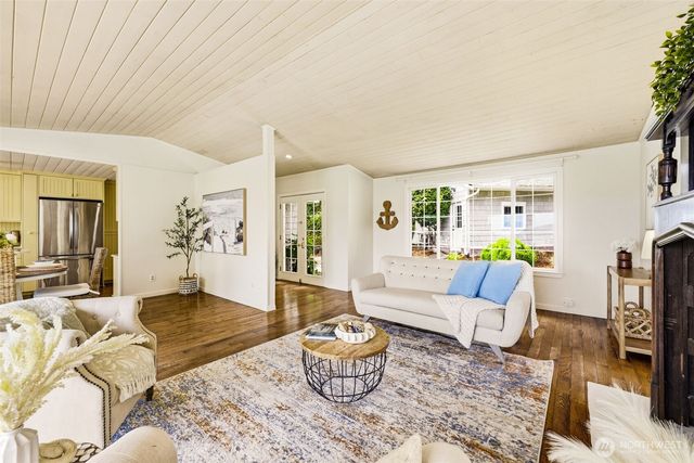 1510 Valley Drive NW, Gig Harbor, WA 98332