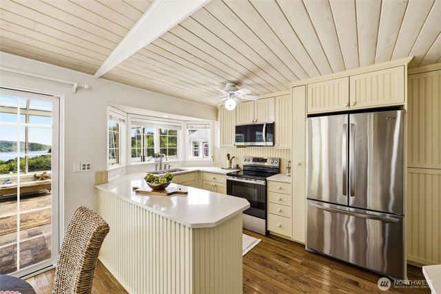 1510 Valley Drive NW, Gig Harbor, WA 98332