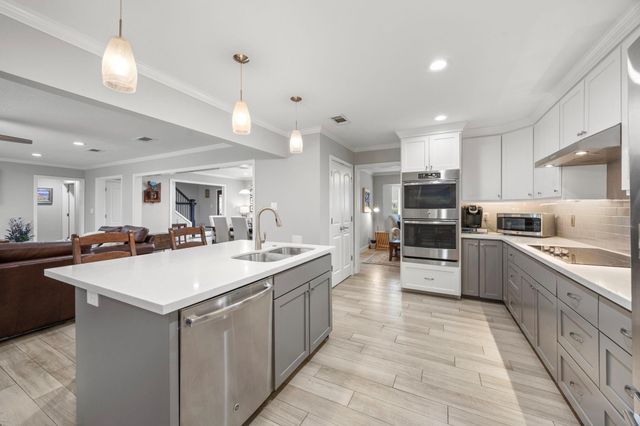 14707 Quail Grove Lane, Houston, TX 77079