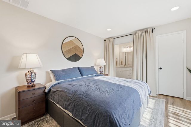 8309 HIGHCLIFFE CT, Annandale, VA 22003