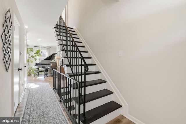 8309 HIGHCLIFFE CT, Annandale, VA 22003