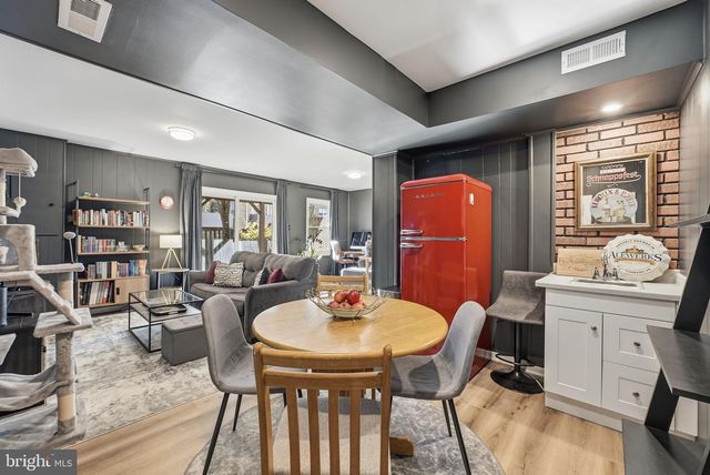 8309 HIGHCLIFFE CT, Annandale, VA 22003