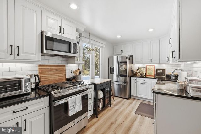 8309 HIGHCLIFFE CT, Annandale, VA 22003