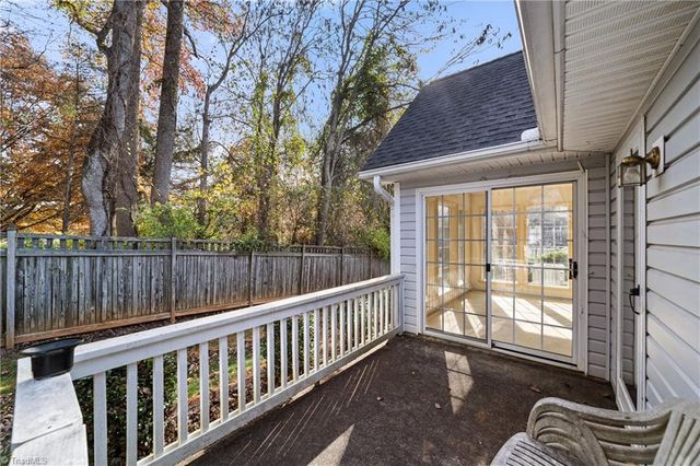 3976 Westridge Meadow Circle, Clemmons, NC 27012