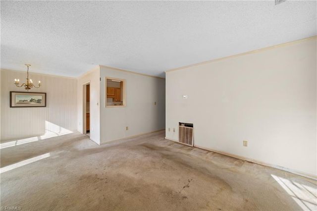 3976 Westridge Meadow Circle, Clemmons, NC 27012