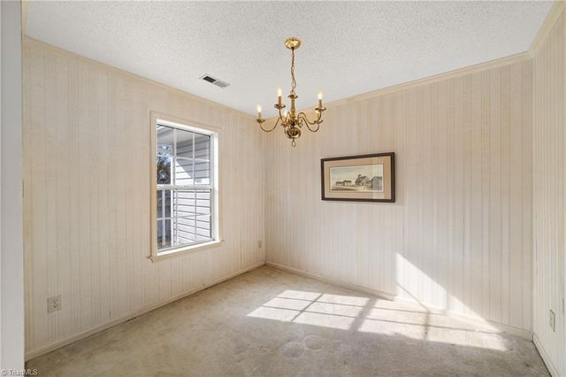 3976 Westridge Meadow Circle, Clemmons, NC 27012