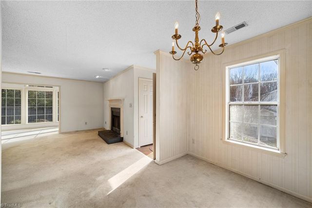 3976 Westridge Meadow Circle, Clemmons, NC 27012