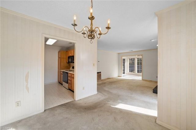 3976 Westridge Meadow Circle, Clemmons, NC 27012