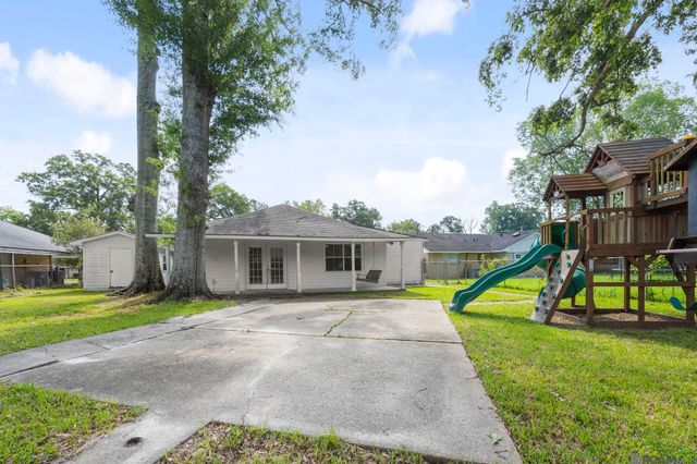422 Bonnie Jean Dr, Baton Rouge, LA 70819