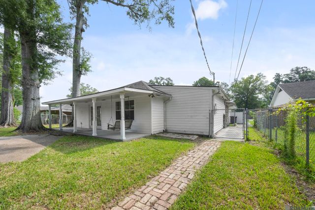 422 Bonnie Jean Dr, Baton Rouge, LA 70819