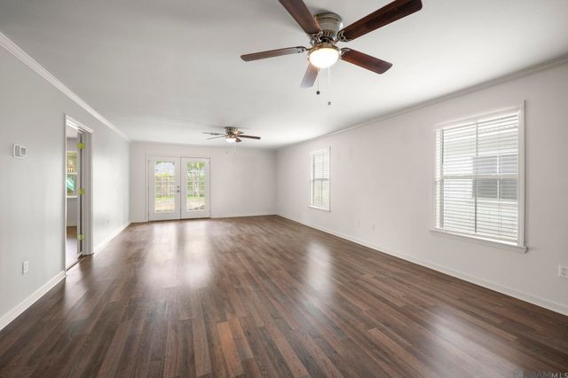 422 Bonnie Jean Dr, Baton Rouge, LA 70819