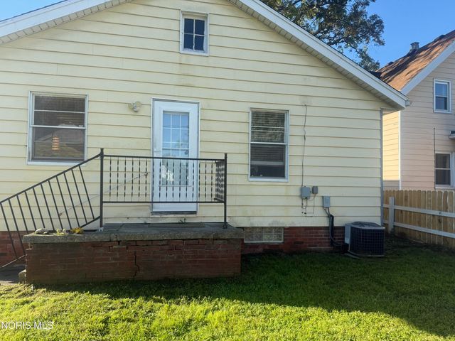 2114 Arlington Avenue, Toledo, OH 43609