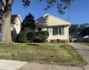 2114 Arlington Avenue, Toledo, OH 43609