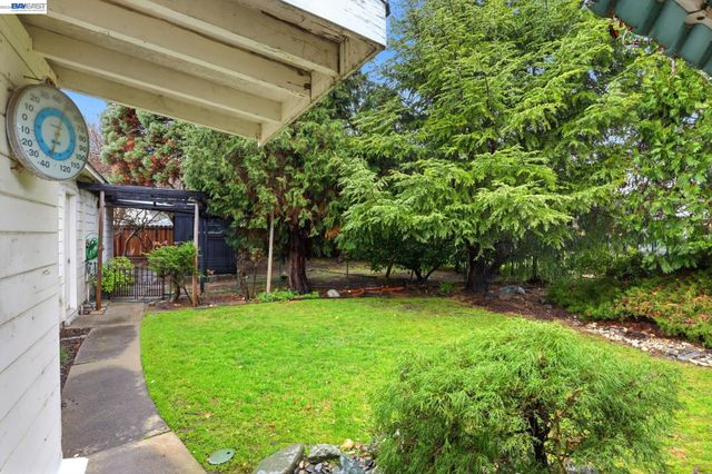 3630 Lorena Ave, Castro Valley, CA 94546