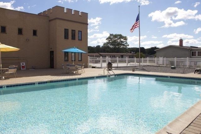 6 Castle Rd., Attleboro, MA 02703