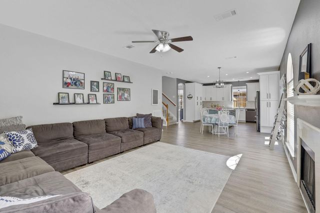 21843 Whispering Forest Drive, Kingwood, TX 77339