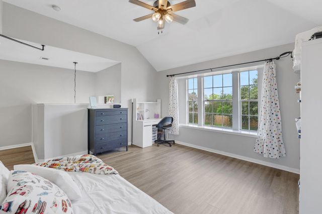 21843 Whispering Forest Drive, Kingwood, TX 77339