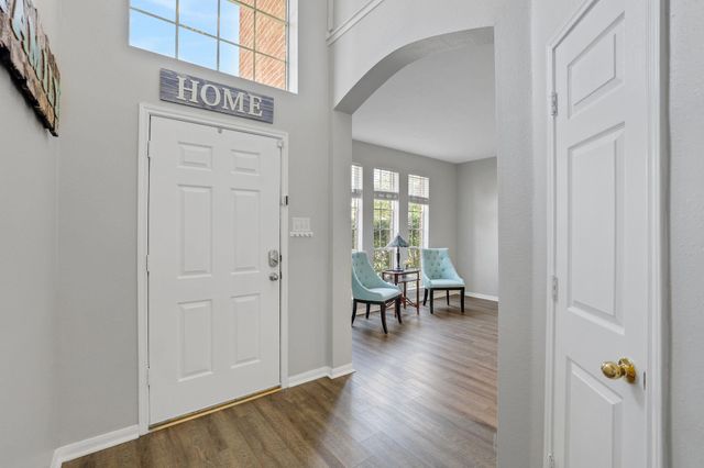 21843 Whispering Forest Drive, Kingwood, TX 77339
