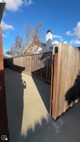 37141 Saint Christopher Street, Newark, CA 94560