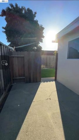 37141 Saint Christopher Street, Newark, CA 94560