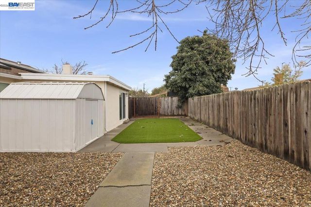 37141 Saint Christopher Street, Newark, CA 94560