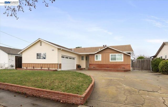 37141 Saint Christopher Street, Newark, CA 94560