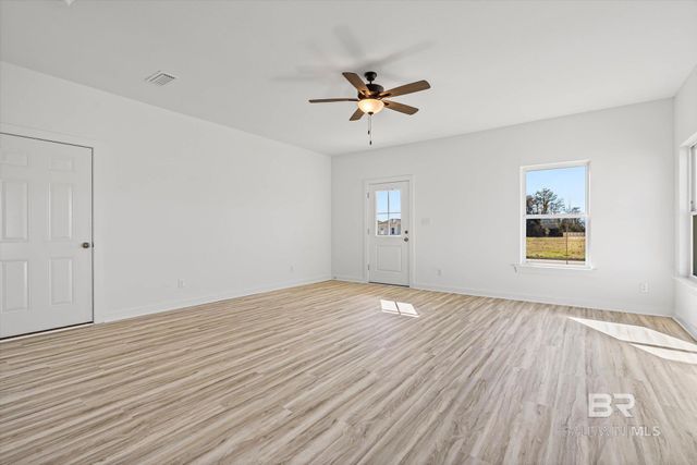 21521 Tawny Loop, Robertsdale, AL 36567