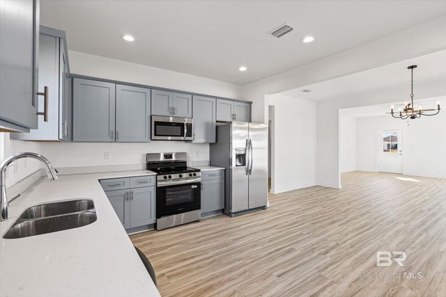 21521 Tawny Loop, Robertsdale, AL 36567