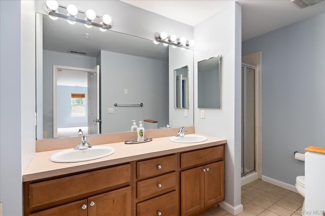 414 Highridge Court, Peekskill, NY 10566
