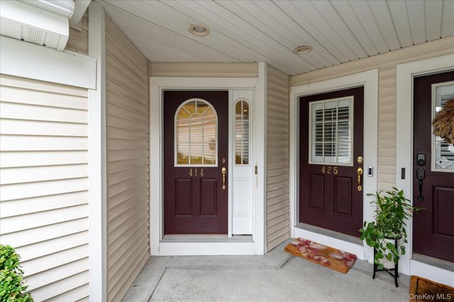 414 Highridge Court, Peekskill, NY 10566