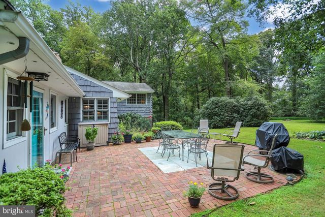 1075 MANNING ST, Great Falls, VA 22066