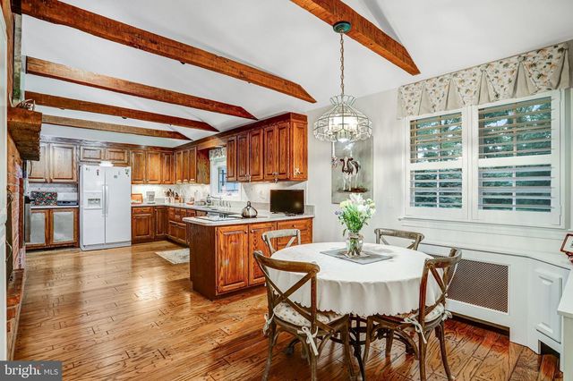 1075 MANNING ST, Great Falls, VA 22066