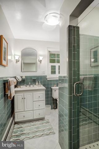 1075 MANNING ST, Great Falls, VA 22066